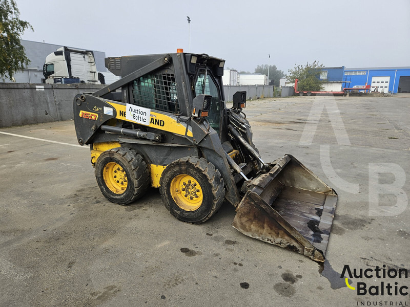 New Holland LS 160 - Minicargadora: foto 1 New Holland LS 160 - Minicargadora: foto 1