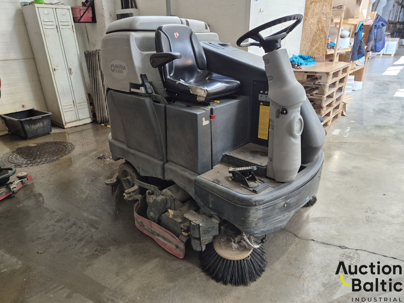 Nilfisk SC6500 - Barredora vial: foto 1 Nilfisk SC6500 - Barredora vial: foto 1