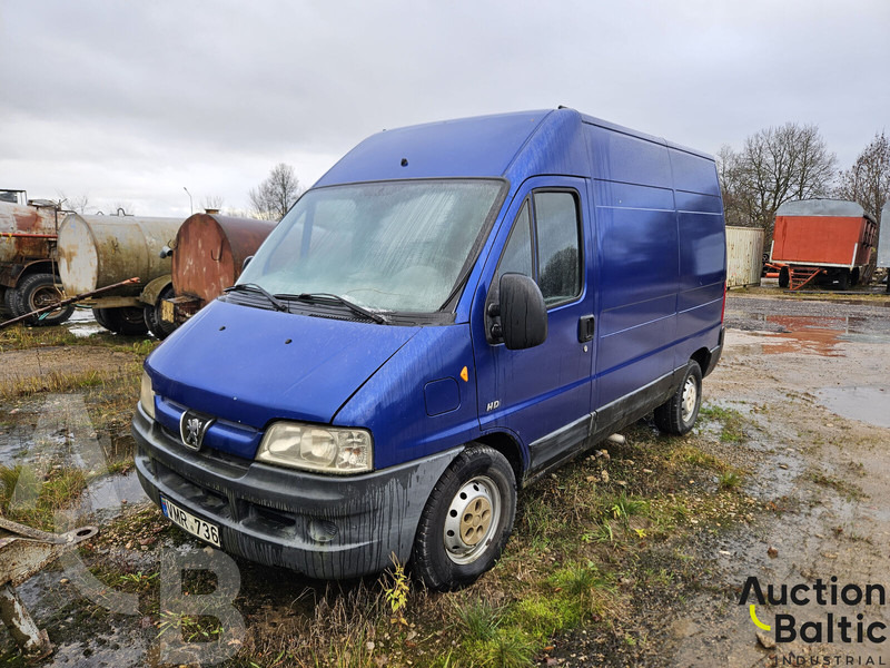 Peugeot Boxer - Furgoneta pequeña: foto 1 Peugeot Boxer - Furgoneta pequeña: foto 1