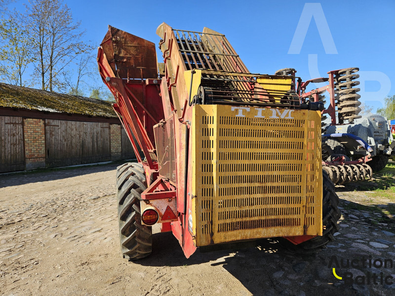 TIM MII SA T-85 - Cosechadora de granos: foto 4 TIM MII SA T-85 - Cosechadora de granos: foto 4
