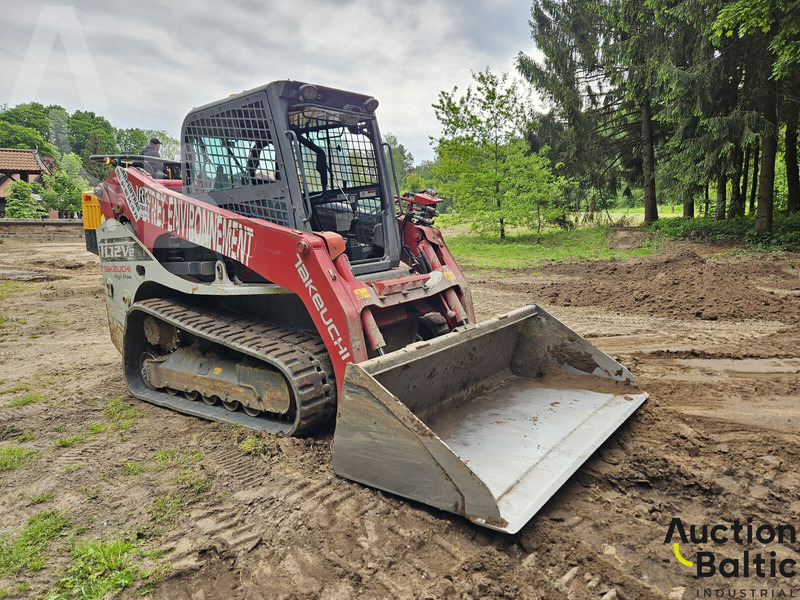 Takeuchi TL12V-2 - Cargadora de cadenas: foto 2 Takeuchi TL12V-2 - Cargadora de cadenas: foto 2