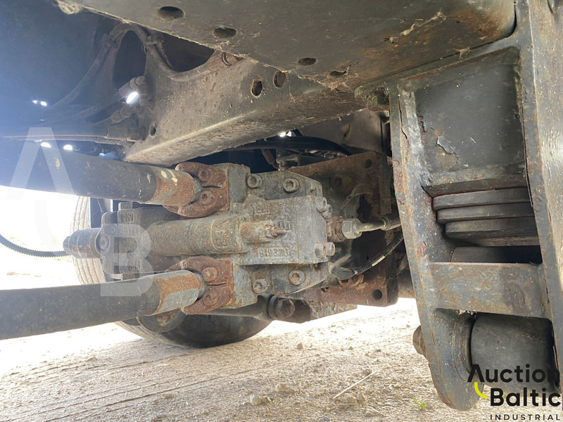 Maquinaria ganadera Trioliet TRIOTRAC 2-2000: foto 13 Maquinaria ganadera Trioliet TRIOTRAC 2-2000: foto 13