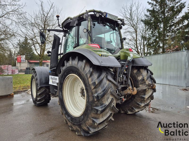 Valtra T235 - Tractor: foto 3 Valtra T235 - Tractor: foto 3