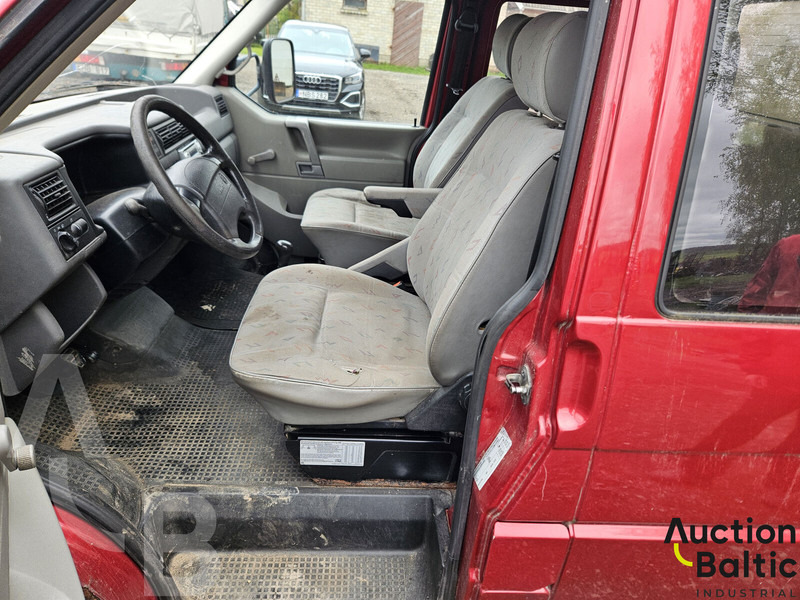 Volkswagen Pick-Up Dh 2,5 TDI - Furgoneta caja cerrada: foto 5 Volkswagen Pick-Up Dh 2,5 TDI - Furgoneta caja cerrada: foto 5