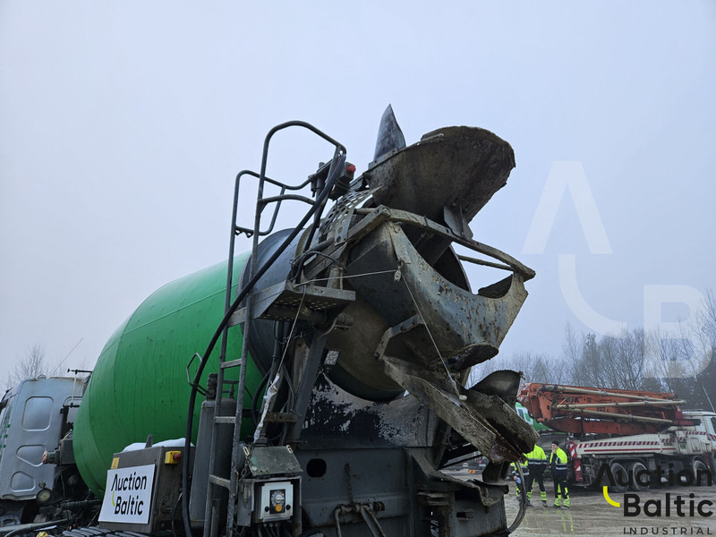 Volvo FE320 - Camión hormigonera: foto 5 Volvo FE320 - Camión hormigonera: foto 5