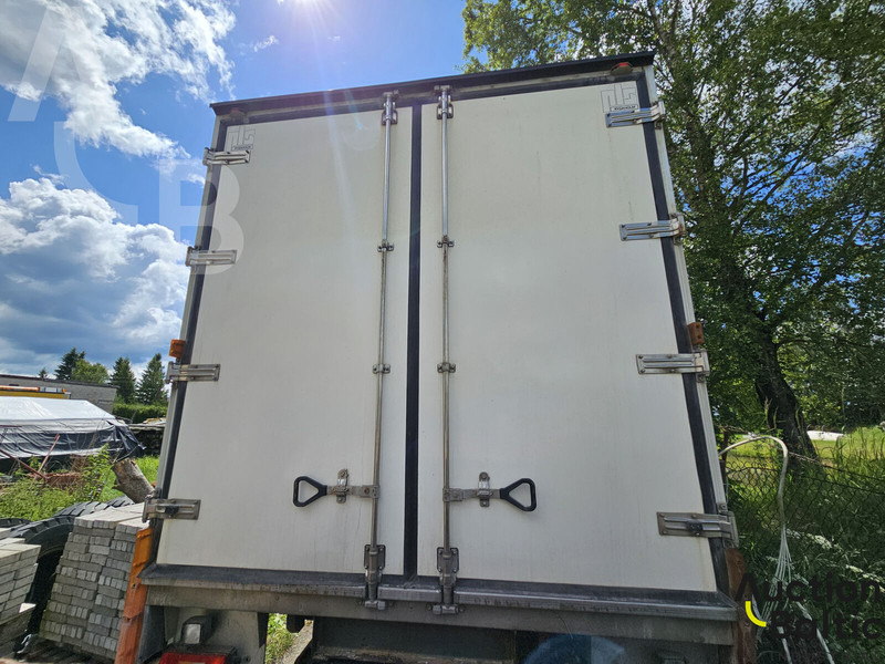 Volvo FL615 - Camión caja cerrada: foto 5 Volvo FL615 - Camión caja cerrada: foto 5