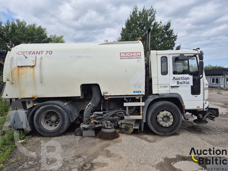 Volvo FL618 - Barredora vial: foto 3 Volvo FL618 - Barredora vial: foto 3