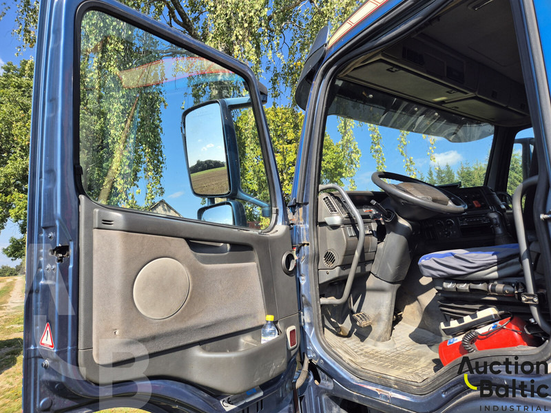 Volvo FM12 - Camión volquete: foto 5 Volvo FM12 - Camión volquete: foto 5