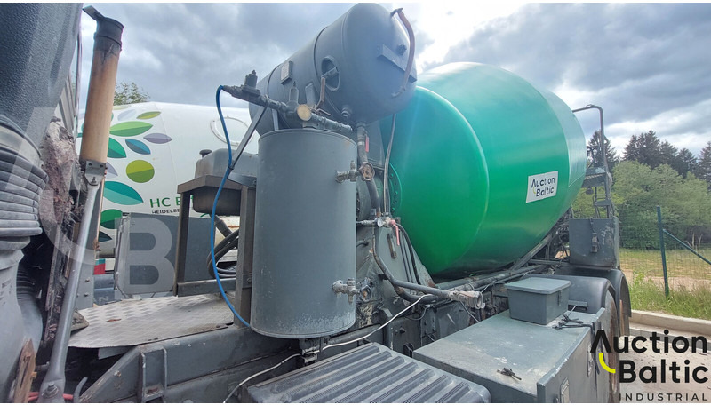 Volvo FM9 - Camión hormigonera: foto 5 Volvo FM9 - Camión hormigonera: foto 5