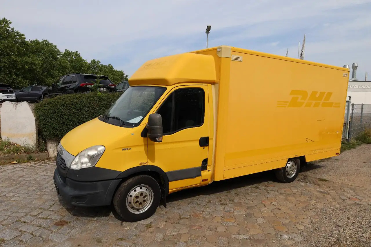 Iveco IS35SI2AA Daily/ Regalsystem/Luftfeder/1. Hand/ - Furgoneta caja cerrada: foto 1 Iveco IS35SI2AA Daily/ Regalsystem/Luftfeder/1. Hand/ - Furgoneta caja cerrada: foto 1
