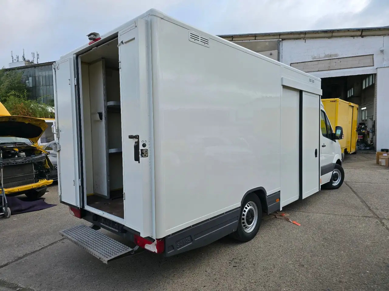 Mercedes-Benz Sprinter/Koffer/Regalsystem/ EU5/ 1. Hand - Furgoneta caja cerrada: foto 5 Mercedes-Benz Sprinter/Koffer/Regalsystem/ EU5/ 1. Hand - Furgoneta caja cerrada: foto 5