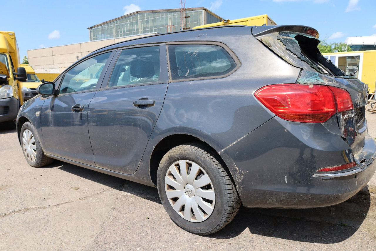 Opel Astra J Sports Tourer Edition - Coche: foto 4 Opel Astra J Sports Tourer Edition - Coche: foto 4