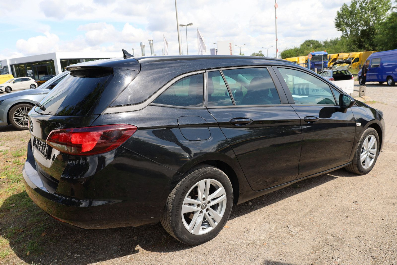 Opel Astra K Sports Tourer Business Start/Stop - Coche: foto 3 Opel Astra K Sports Tourer Business Start/Stop - Coche: foto 3
