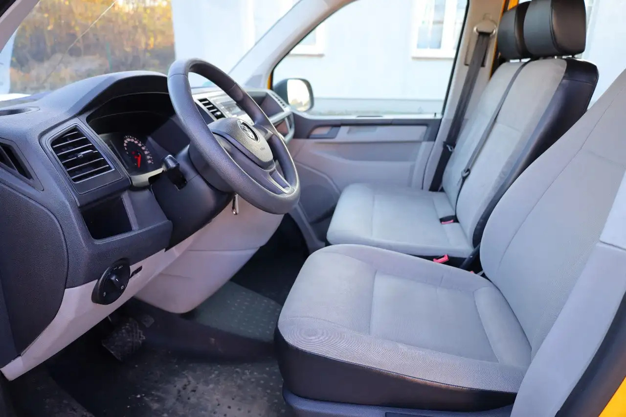 Coche nuevo Volkswagen T6 Transporter / 2.0 TDI/EU6/1.Hand: foto 11