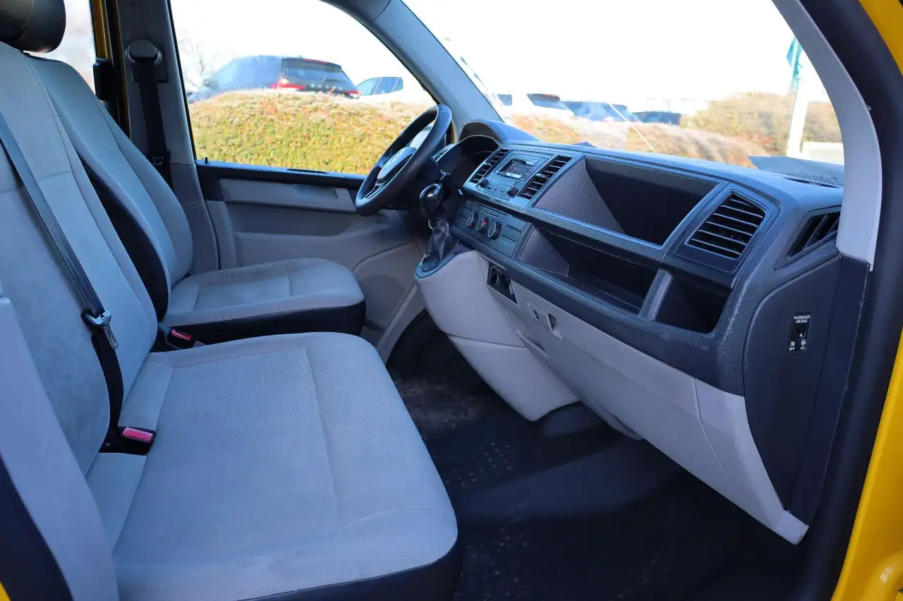 Coche nuevo Volkswagen T6 Transporter / 2.0 TDI/EU6/1.Hand: foto 12