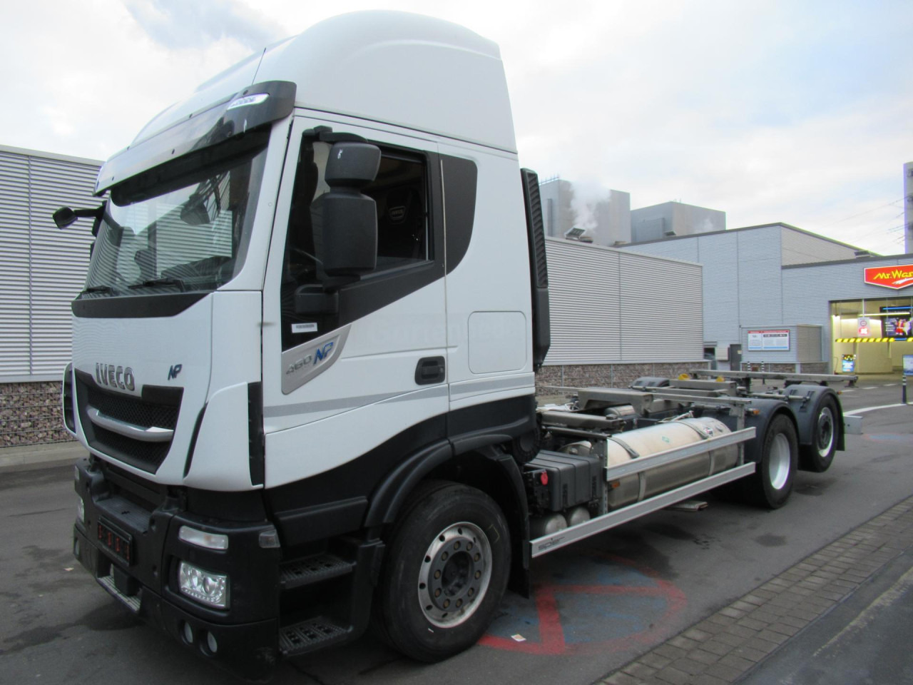 IVECO Stralis AS260S46Y/FSCMLNG Intarder Klima AHK ZV - Camión portacontenedore/ Intercambiable: foto 1 IVECO Stralis AS260S46Y/FSCMLNG Intarder Klima AHK ZV - Camión portacontenedore/ Intercambiable: foto 1