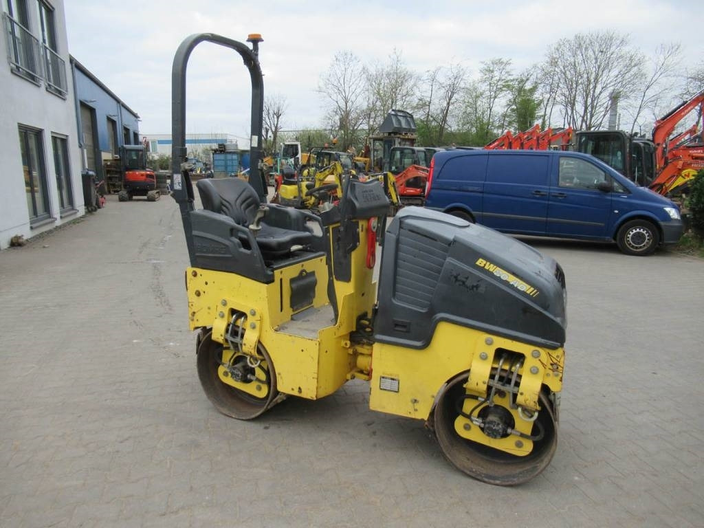 Bomag BW 80 AD-5 - Apisonadora de asfalto: foto 2 Bomag BW 80 AD-5 - Apisonadora de asfalto: foto 2