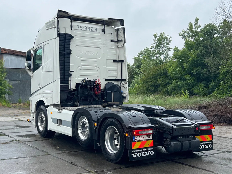Volvo FH 500 STEERING AXLE***LIFT AXLE***FH500 6x2*** - Cabeza tractora: foto 4 Volvo FH 500 STEERING AXLE***LIFT AXLE***FH500 6x2*** - Cabeza tractora: foto 4