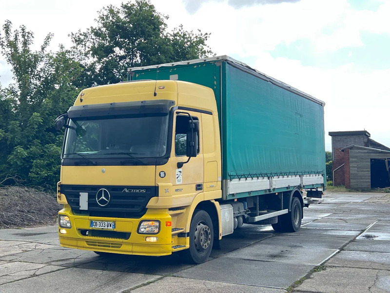 Mercedes-Benz Actros 1832 V6***3Pedal EPS***AIRCO-***Actros 1832*** - Camión caja cerrada: foto 3 Mercedes-Benz Actros 1832 V6***3Pedal EPS***AIRCO-***Actros 1832*** - Camión caja cerrada: foto 3