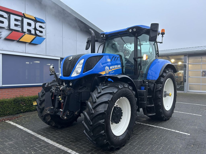 New Holland New Holland T7.215S - Tractor: foto 3 New Holland New Holland T7.215S - Tractor: foto 3