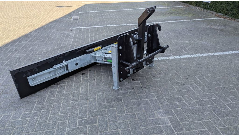 Zocon Rubberschuif 2.80 mtr Giant + 3-punts - Maquinaria ganadera: foto 3 Zocon Rubberschuif 2.80 mtr Giant + 3-punts - Maquinaria ganadera: foto 3