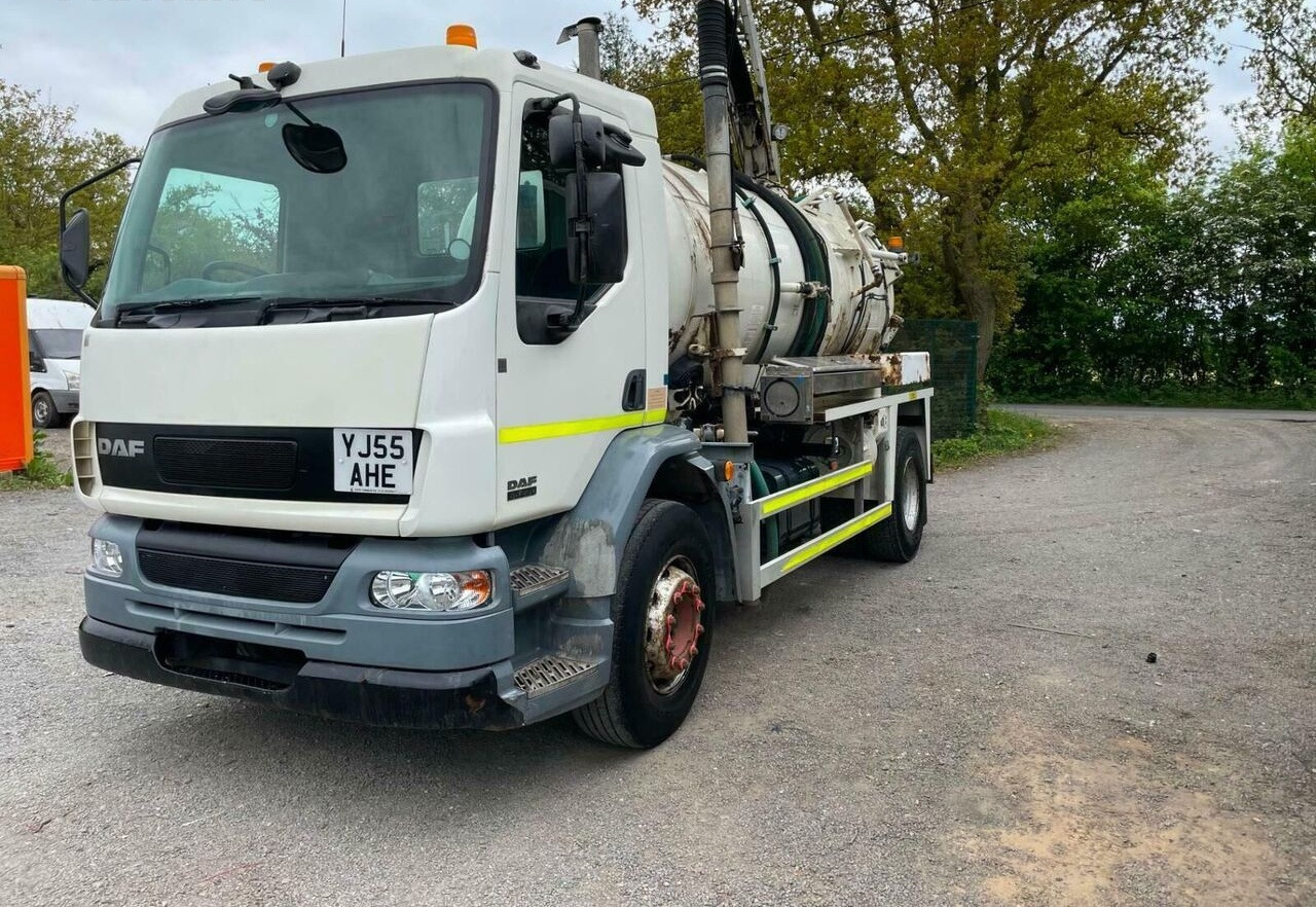DAF 55lf - Limpieza de alcantarillado: foto 4 DAF 55lf - Limpieza de alcantarillado: foto 4