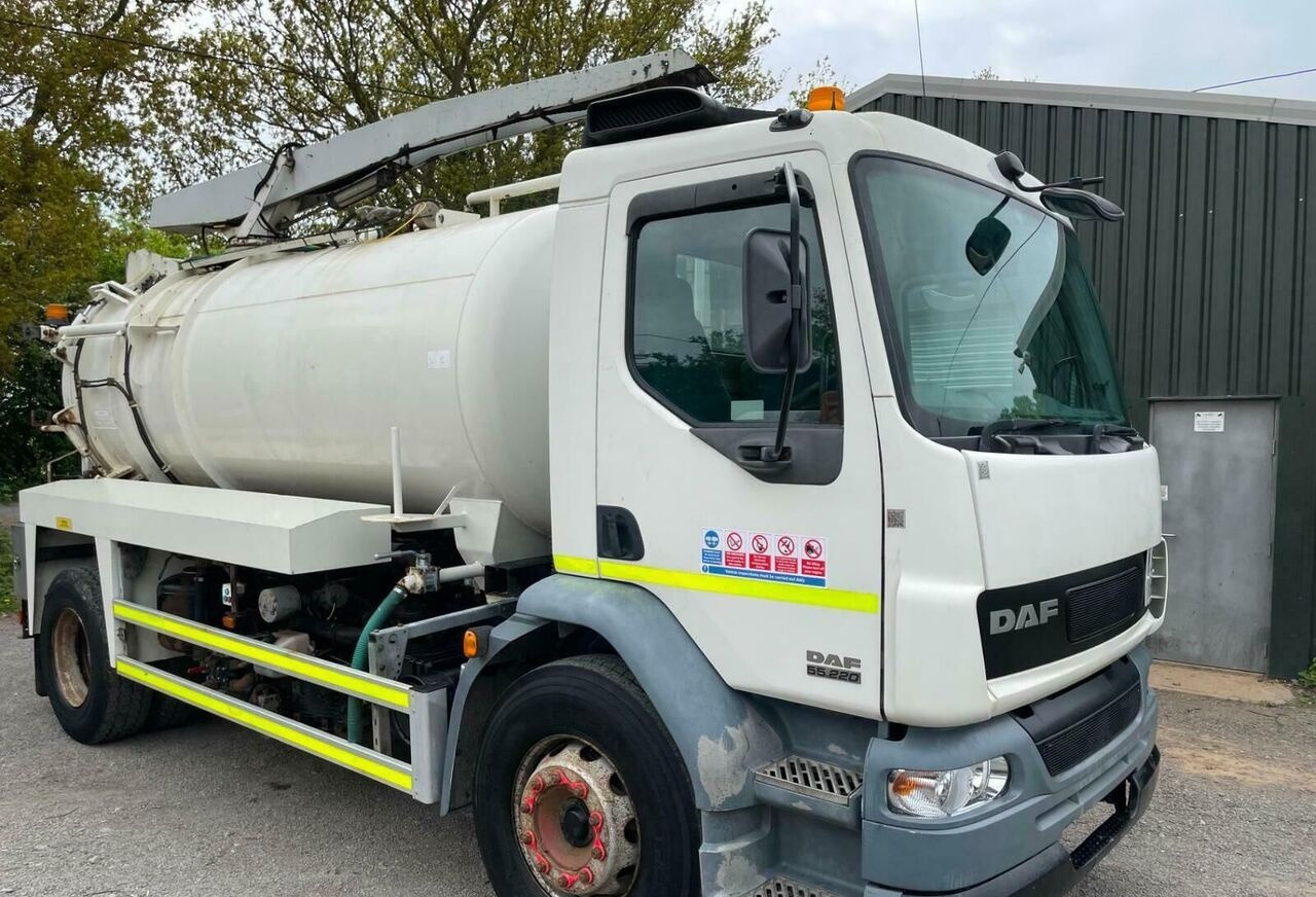 DAF 55lf - Limpieza de alcantarillado: foto 1 DAF 55lf - Limpieza de alcantarillado: foto 1