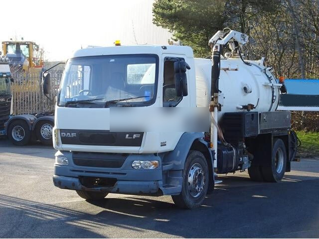DAF LF55.220 jetter combi - Limpieza de alcantarillado: foto 2 DAF LF55.220 jetter combi - Limpieza de alcantarillado: foto 2