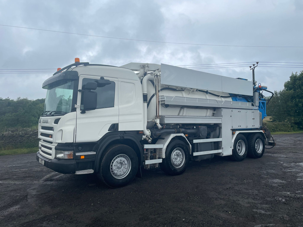 Scania P420 JHL combi tanker recykler - Limpieza de alcantarillado: foto 2 Scania P420 JHL combi tanker recykler - Limpieza de alcantarillado: foto 2