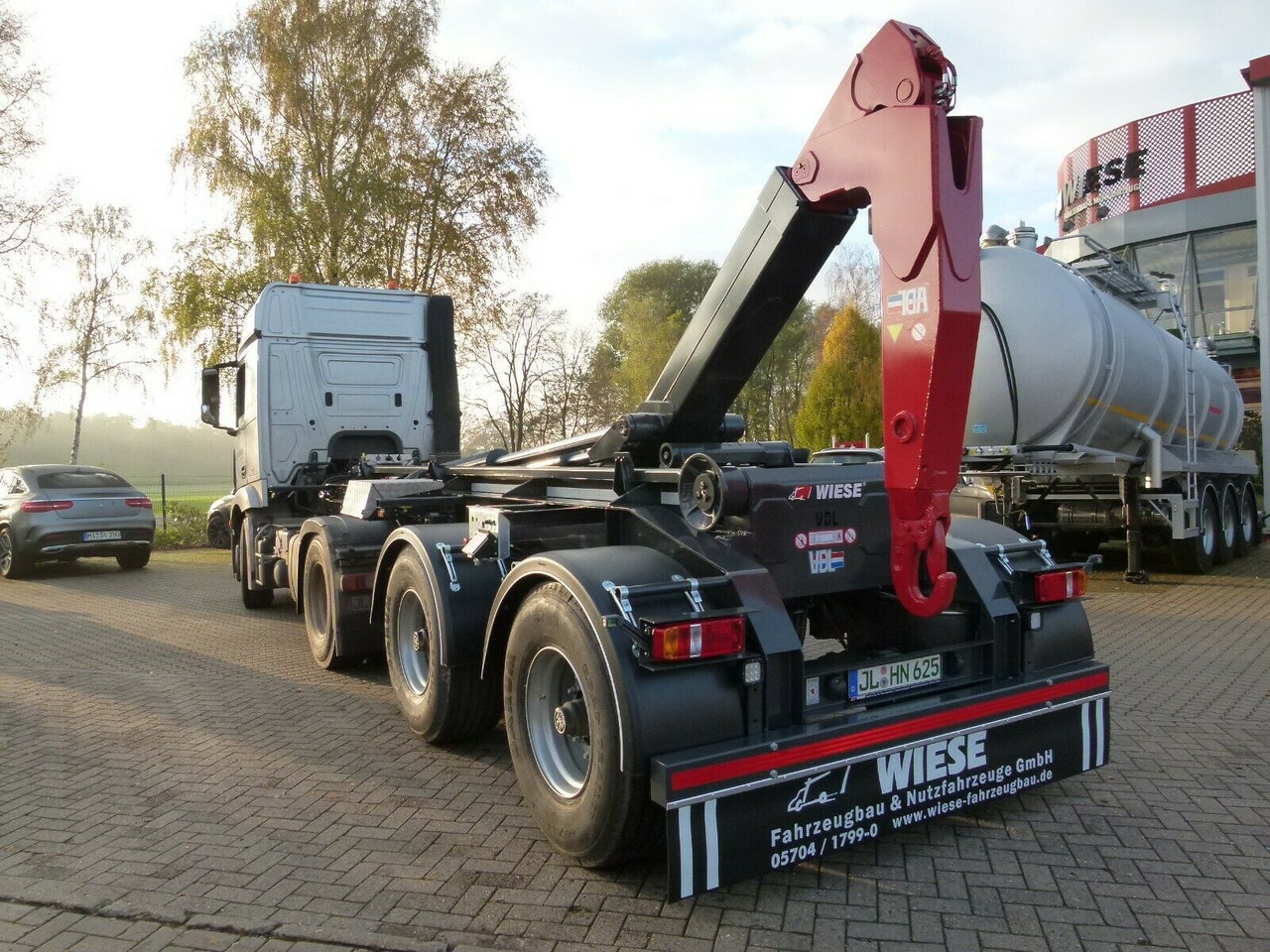 Auflieger Abrollkipper Hakenlift Agrarausführung - Semirremolque portacontenedore/ Intercambiable: foto 5 Auflieger Abrollkipper Hakenlift Agrarausführung - Semirremolque portacontenedore/ Intercambiable: foto 5