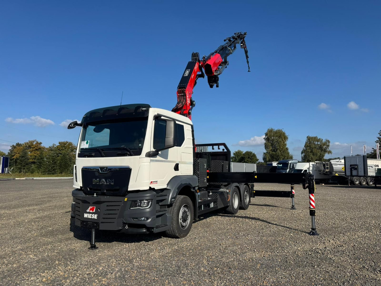 MAN 26.470 6x4-4 Hydrodrive Fassi Kran F545 Jib - Cabeza tractora: foto 3 MAN 26.470 6x4-4 Hydrodrive Fassi Kran F545 Jib - Cabeza tractora: foto 3