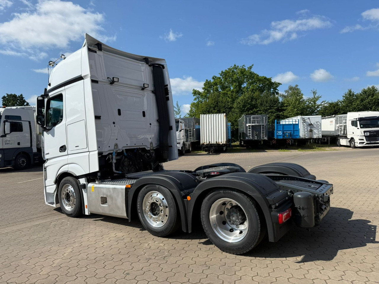 Mercedes-Benz Actros 2753 GigaSpace L 6x2 Lowliner TrendLine - Cabeza tractora: foto 4 Mercedes-Benz Actros 2753 GigaSpace L 6x2 Lowliner TrendLine - Cabeza tractora: foto 4