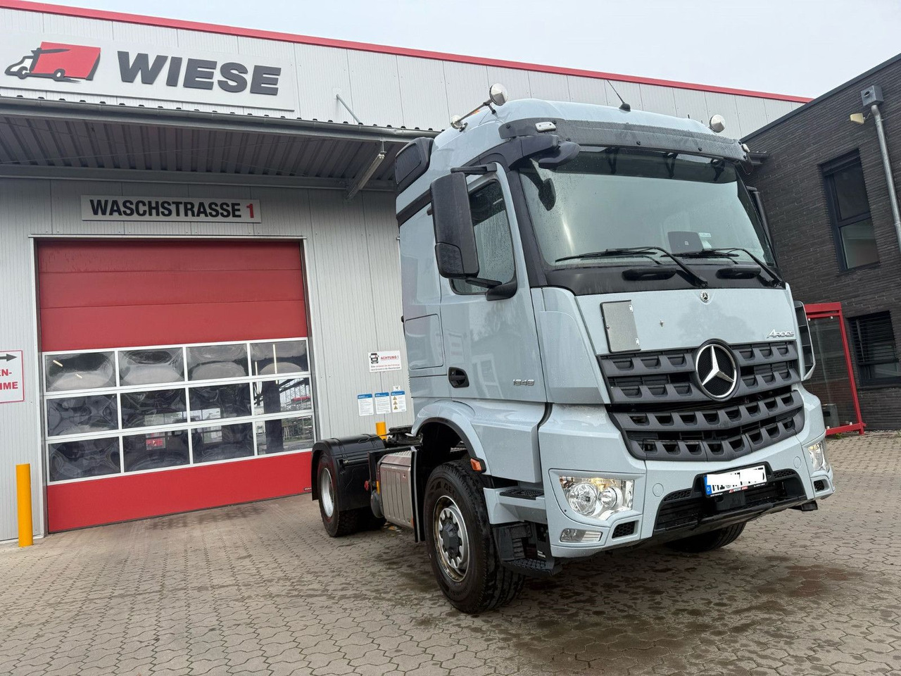 Mercedes-Benz Arocs 1848 4x4 HAD Allrad mit Hydraulik LOF - Cabeza tractora: foto 2 Mercedes-Benz Arocs 1848 4x4 HAD Allrad mit Hydraulik LOF - Cabeza tractora: foto 2