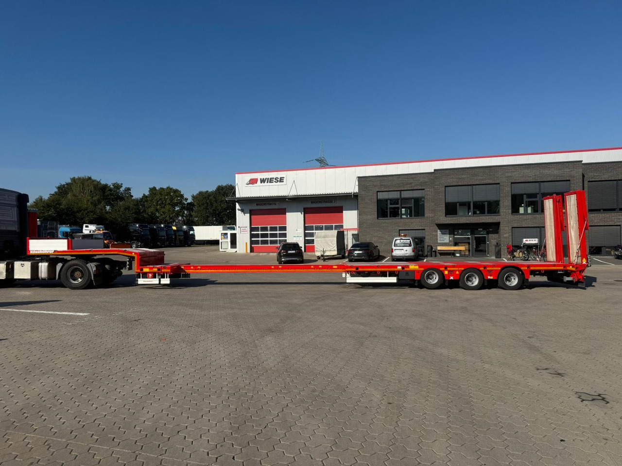 Kässbohrer K.SLA 3 / 1N-18/30 Ausziehbarer Tieflader - Semirremolque góndola rebajadas: foto 1 Kässbohrer K.SLA 3 / 1N-18/30 Ausziehbarer Tieflader - Semirremolque góndola rebajadas: foto 1