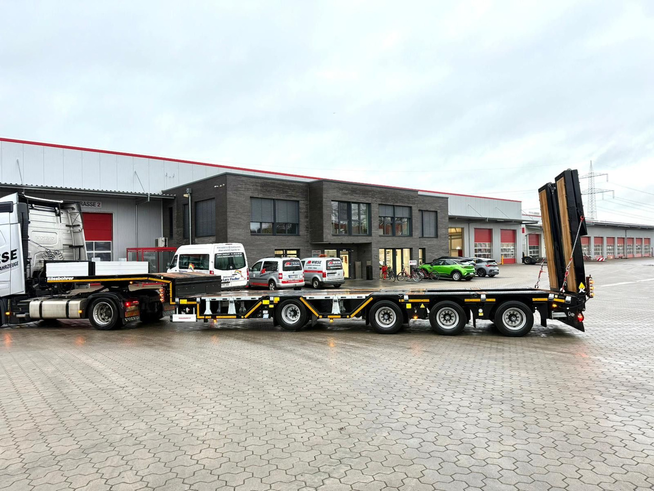 Kässbohrer K.SLA R 4 / 2N 18/40 Tieflader Radmulden tele - Semirremolque góndola rebajadas: foto 3 Kässbohrer K.SLA R 4 / 2N 18/40 Tieflader Radmulden tele - Semirremolque góndola rebajadas: foto 3