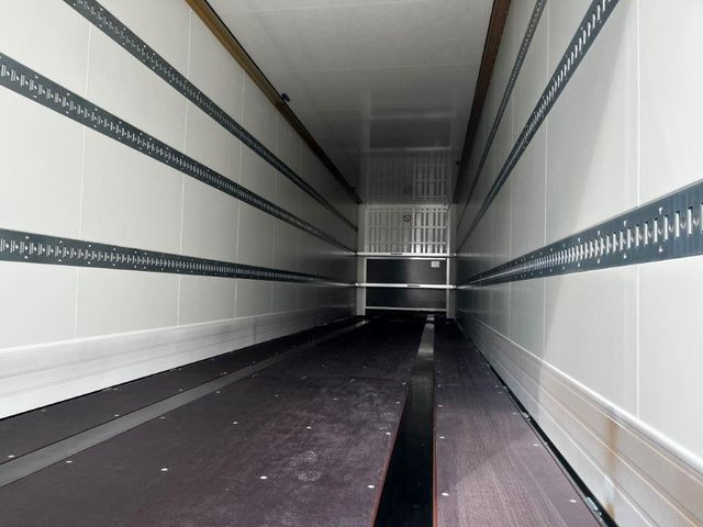 Krone SZK 18 Koffer Event Mega-Koffer 2.900 mm Höhe - Semirremolque caja cerrada: foto 3 Krone SZK 18 Koffer Event Mega-Koffer 2.900 mm Höhe - Semirremolque caja cerrada: foto 3