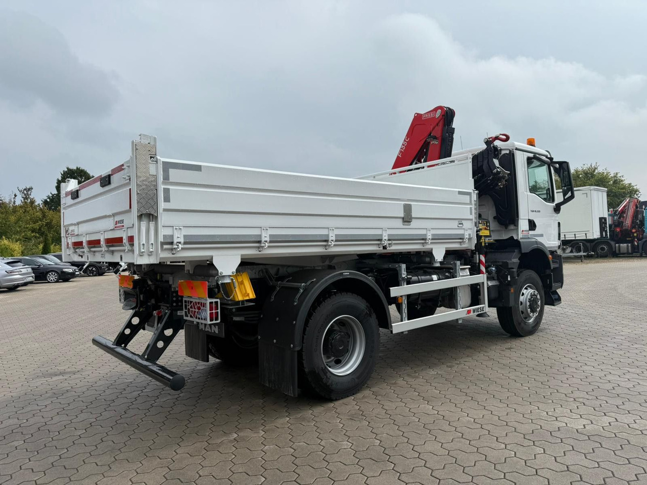MAN 18.320 4x4 mit Fassi Ladekran Sofort Verfügbar - Camión grúa: foto 4 MAN 18.320 4x4 mit Fassi Ladekran Sofort Verfügbar - Camión grúa: foto 4