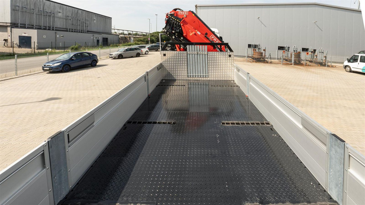 MAN 35.470 8x2 Kran F710 RA2.26 - Camión caja abierta, Camión grúa: foto 4 MAN 35.470 8x2 Kran F710 RA2.26 - Camión caja abierta, Camión grúa: foto 4