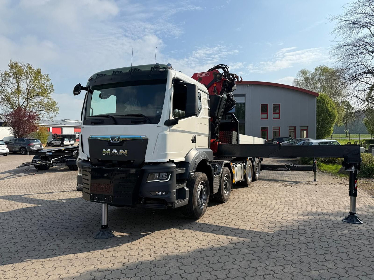 MAN 35.520 8x4 mit Kran Fassi F800 RA2.28 - Camión grúa: foto 5 MAN 35.520 8x4 mit Kran Fassi F800 RA2.28 - Camión grúa: foto 5