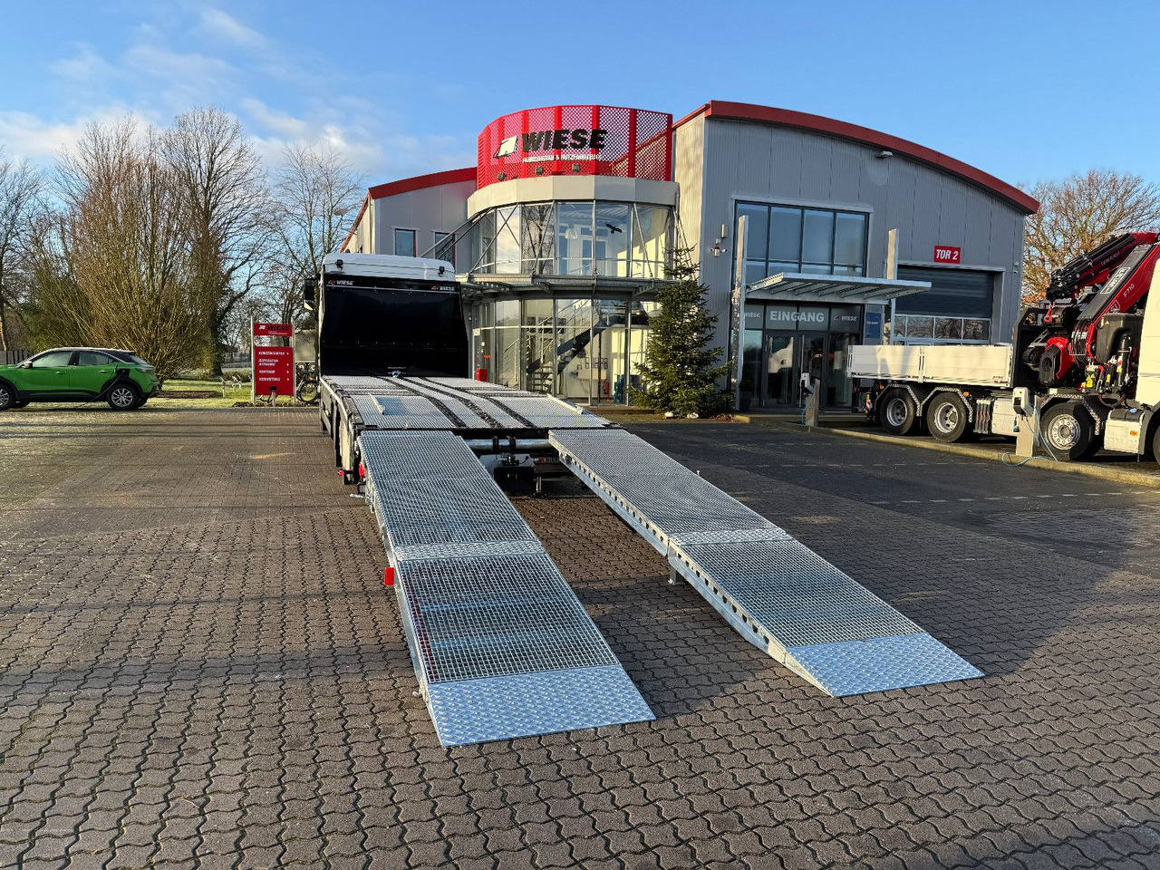 MAN Baumaschinen- Arbeitsbühnentransporter Rampen - Camión portavehículos: foto 4 MAN Baumaschinen- Arbeitsbühnentransporter Rampen - Camión portavehículos: foto 4