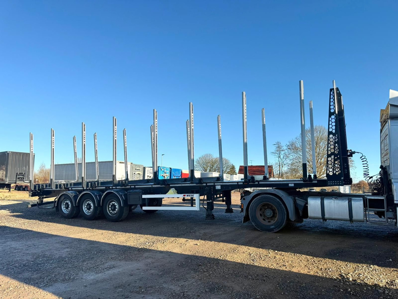 PAVIC Holzauflieger mit Schemel und Rungen - Semirremolque maderero: foto 2 PAVIC Holzauflieger mit Schemel und Rungen - Semirremolque maderero: foto 2