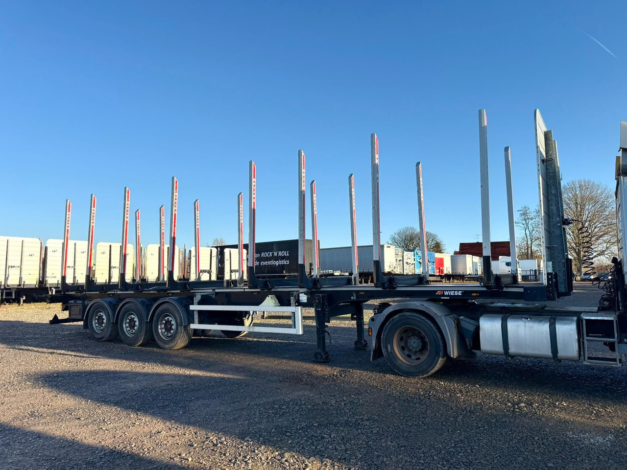 PAVIC Holzauflieger mit Schemel und Rungen - Semirremolque maderero: foto 2 PAVIC Holzauflieger mit Schemel und Rungen - Semirremolque maderero: foto 2