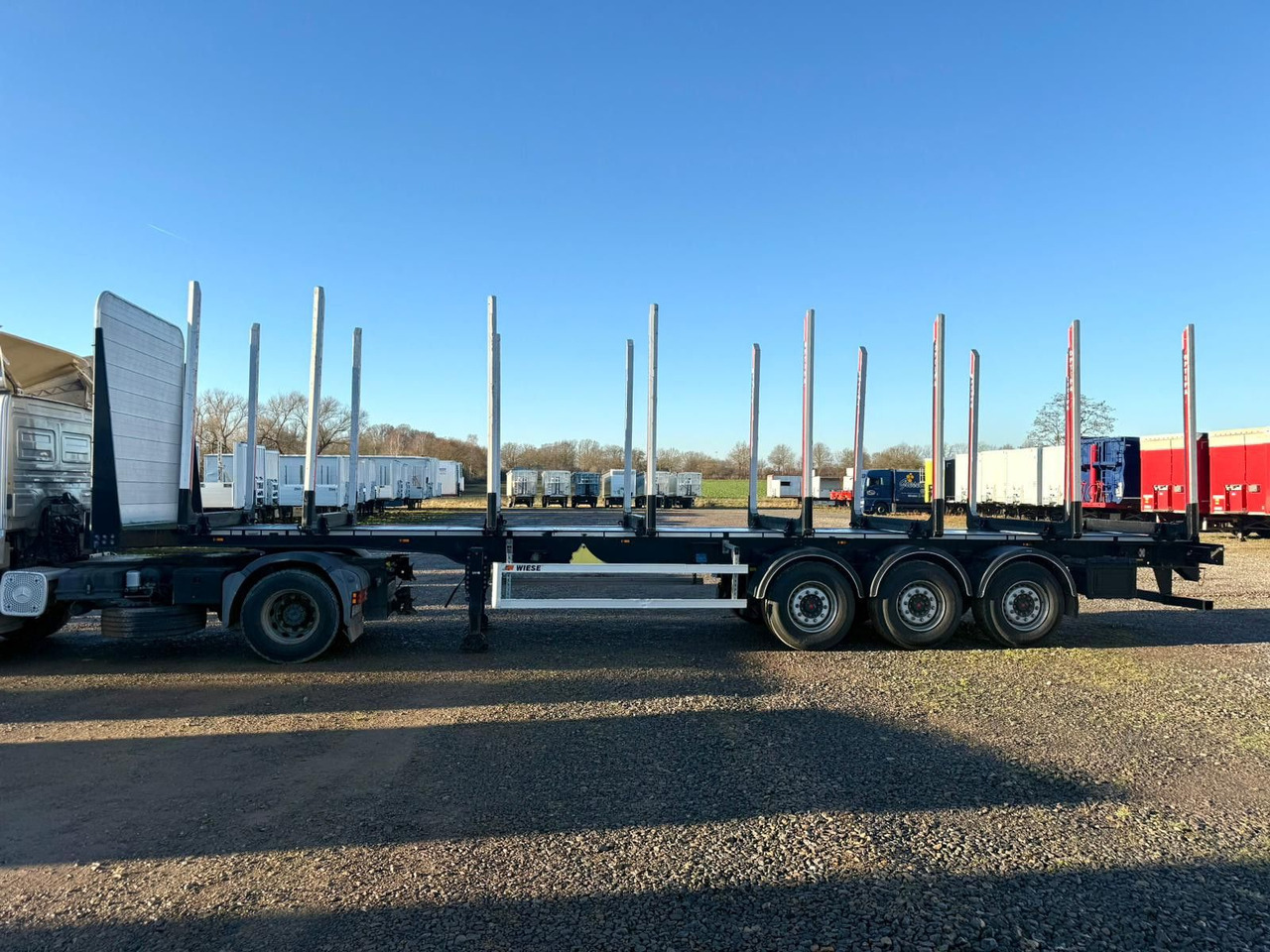 PAVIC Holzauflieger mit Schemel und Rungen - Semirremolque maderero: foto 5 PAVIC Holzauflieger mit Schemel und Rungen - Semirremolque maderero: foto 5