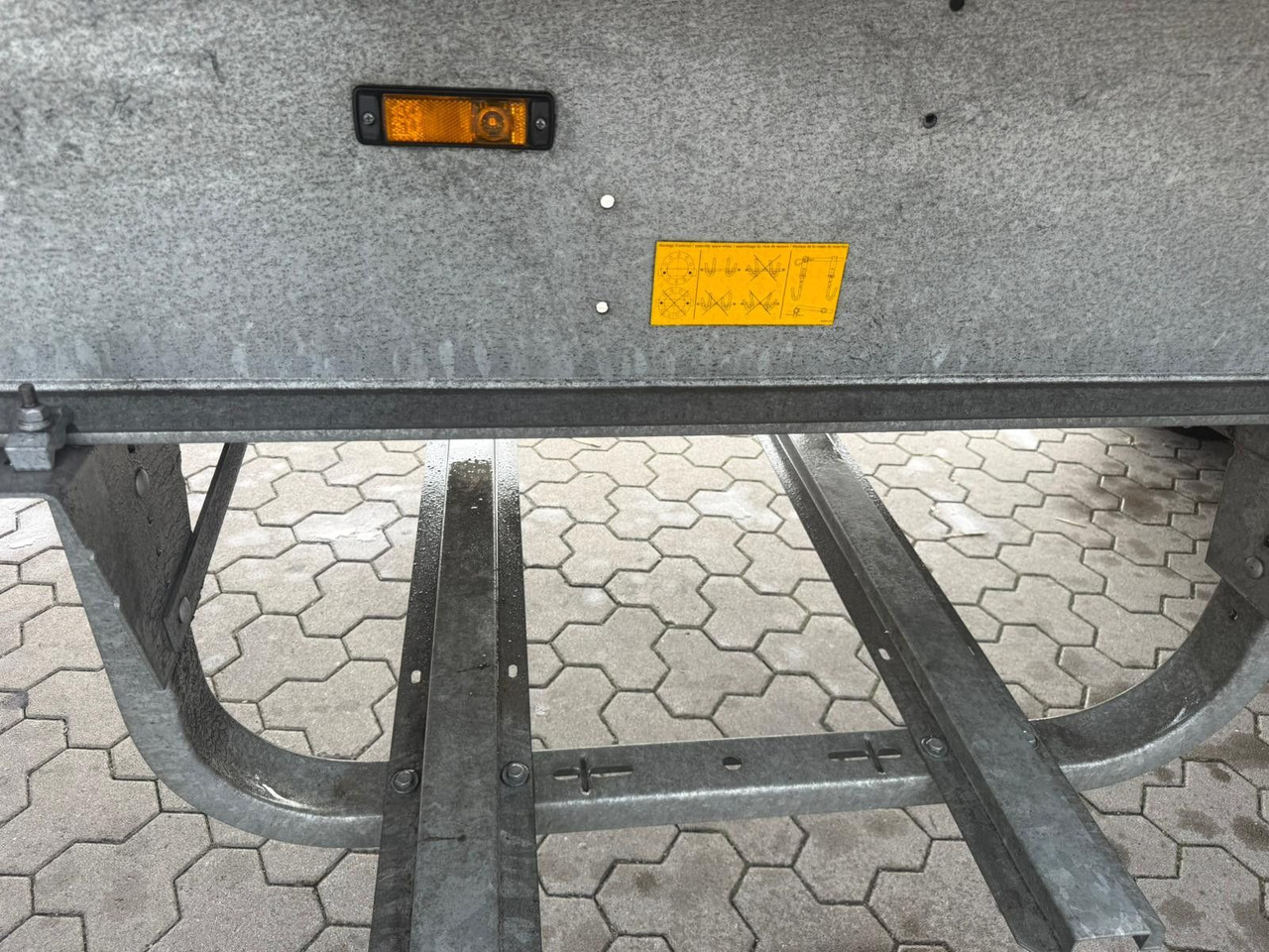 Semirremolque volquete Schmitz Cargobull SCB S3D Alu Kipper 60m³ Fast Neuwertig OKUSLIDE: foto 12