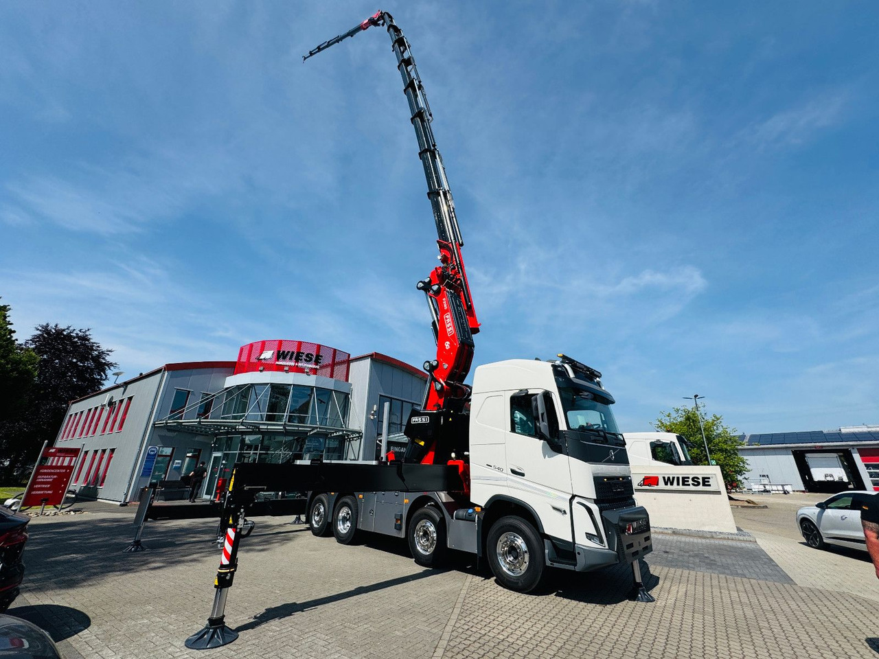 Volvo FH 540 mit Fassi F2150RAL Fly Jib + Winde - Camión grúa: foto 1 Volvo FH 540 mit Fassi F2150RAL Fly Jib + Winde - Camión grúa: foto 1