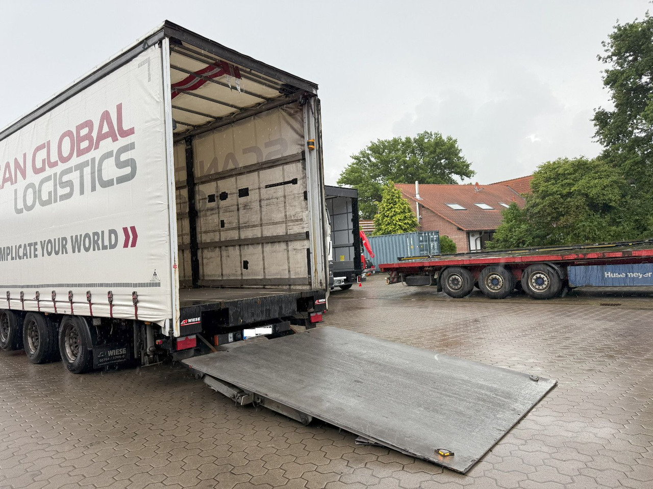 Semirremolque lona Wiese Mega Schiebeplane mit Dhollandia Rampe 9t: foto 7