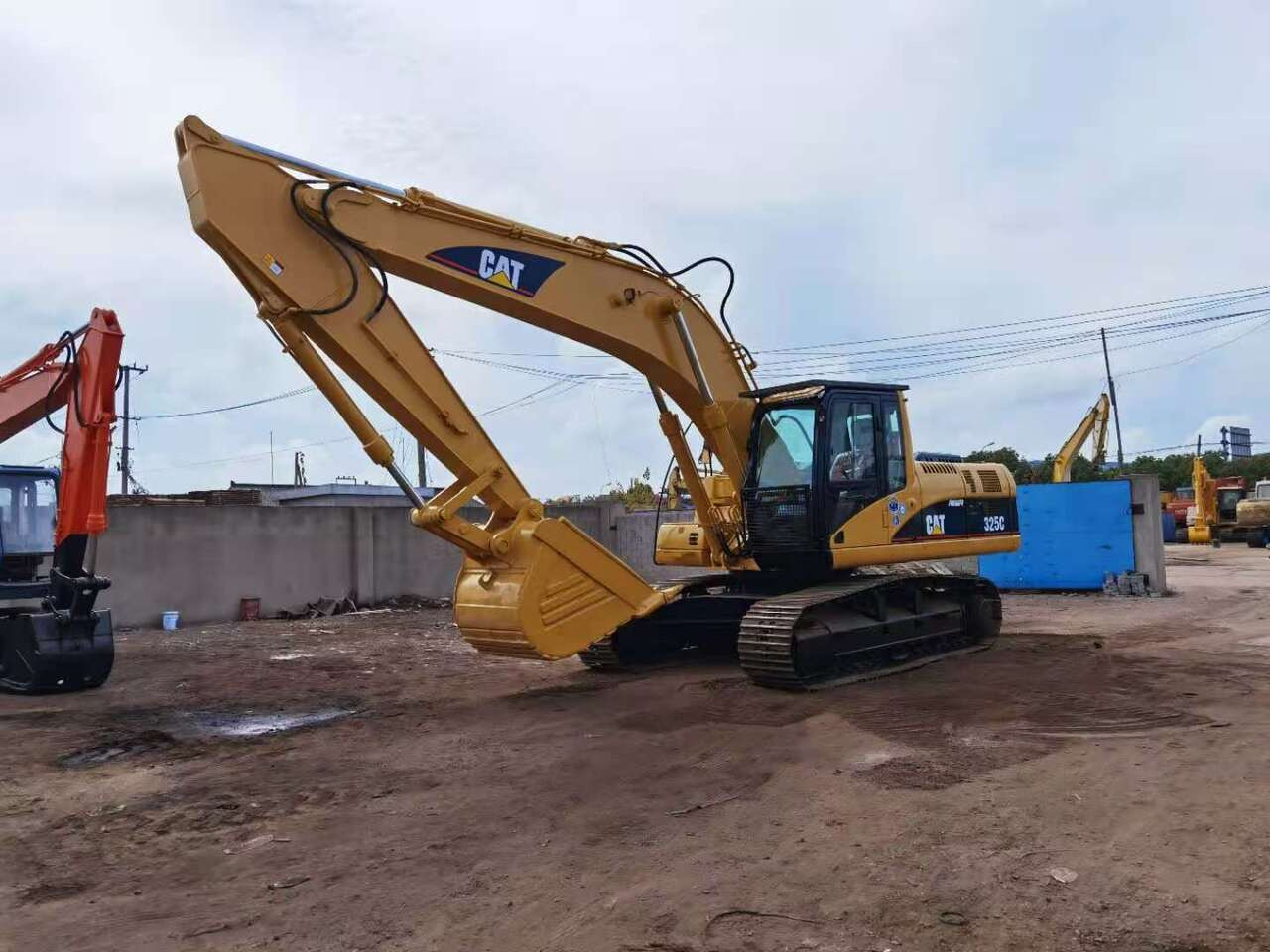 CATERPILLAR 325C - Excavadora de cadenas: foto 4 CATERPILLAR 325C - Excavadora de cadenas: foto 4