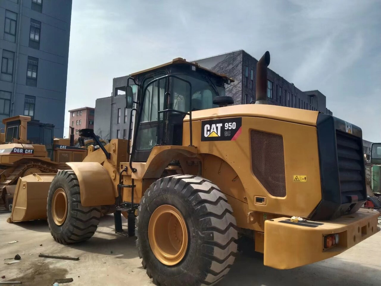 CATERPILLAR 950GC - Cargadora de ruedas: foto 1 CATERPILLAR 950GC - Cargadora de ruedas: foto 1