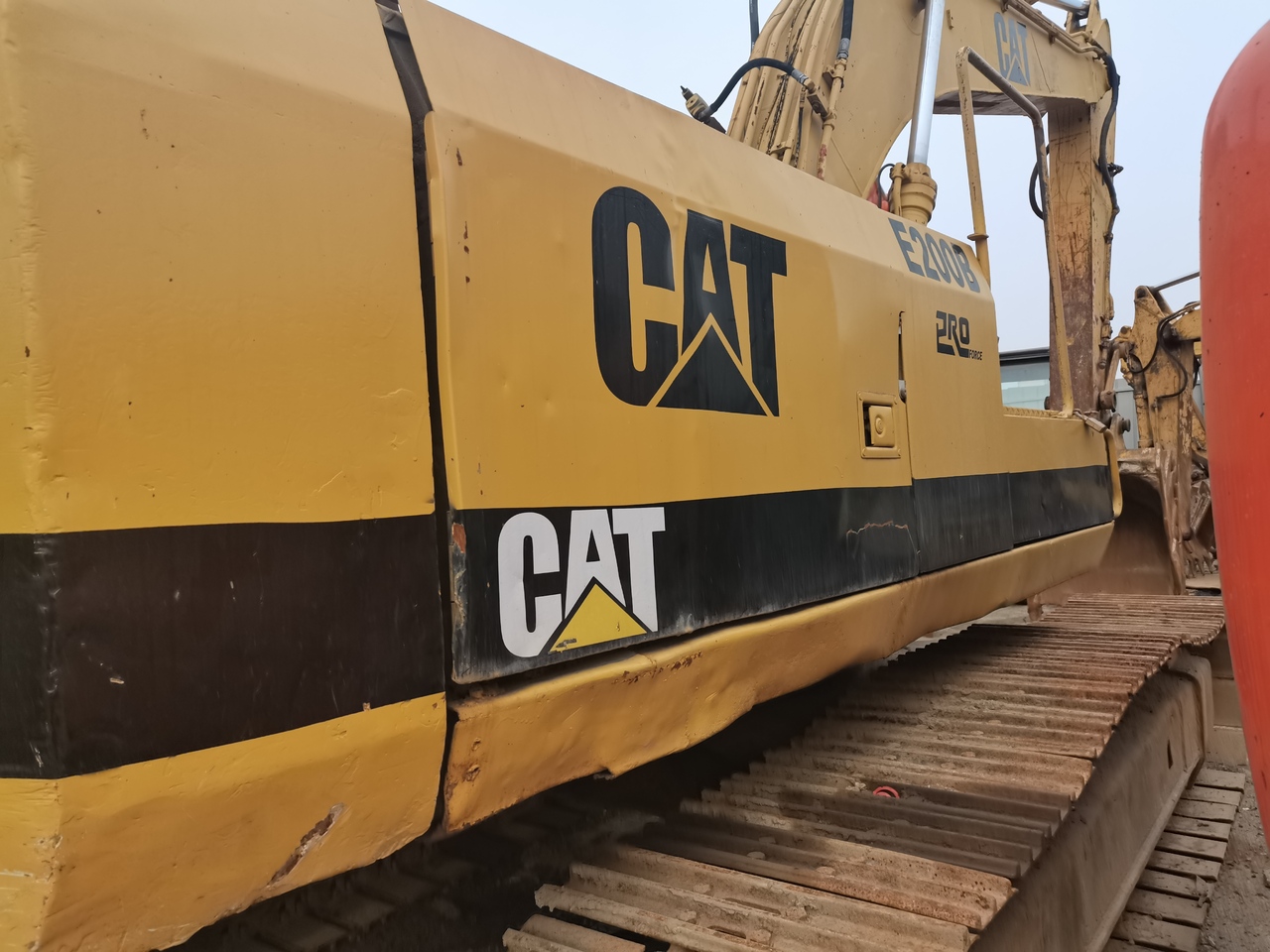 CATERPILLAR CAT-E200-excavator - Excavadora de cadenas: foto 4 CATERPILLAR CAT-E200-excavator - Excavadora de cadenas: foto 4
