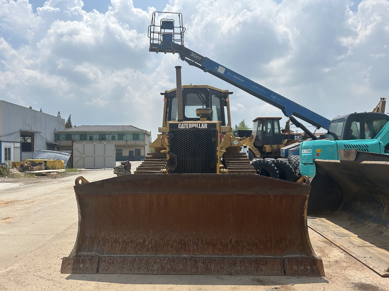 CATERPILLAR D6M XL - Bulldozer: foto 3 CATERPILLAR D6M XL - Bulldozer: foto 3